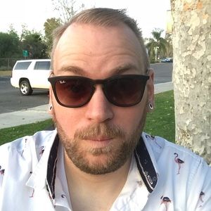 Meet your Posher, Cameron